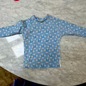 Minnow floral size 1 rash guard